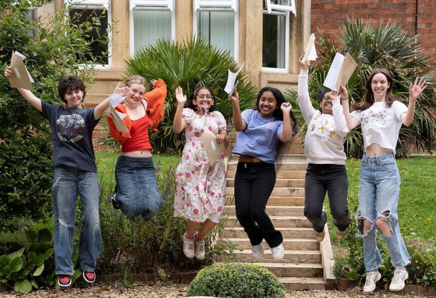[885561]GCSE Results 2023 (1)